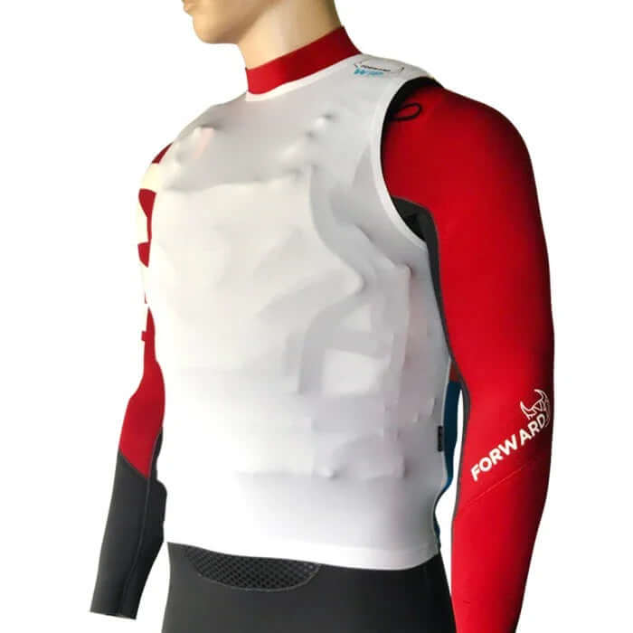 Overtop RACE TANK TOP en polyamide spandex extensible, conçu pour un ajustement optimal et une liberté de mouvement maximale.