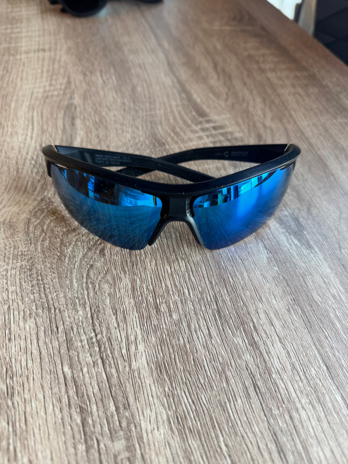 Lunettes de soleil enfant (8/12 ans)
