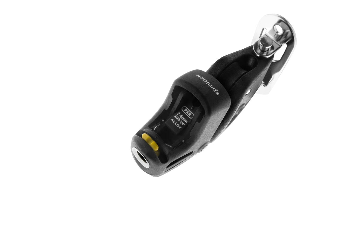 Micro Carbo II cleat + extreme angle fairlead
