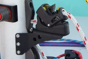 Micro Carbo II cleat + extreme angle fairlead