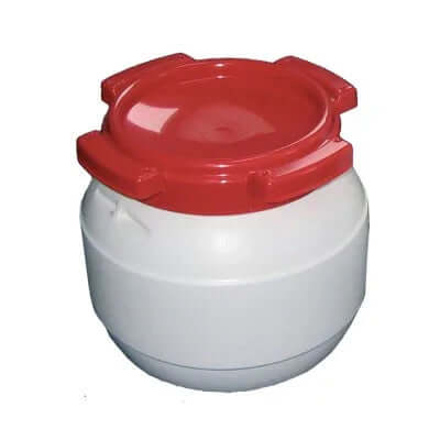 BIDON ETANCHE 3 L, conteneur étanche pour voile légère, couvercle vissable, capacité de 3 litres.