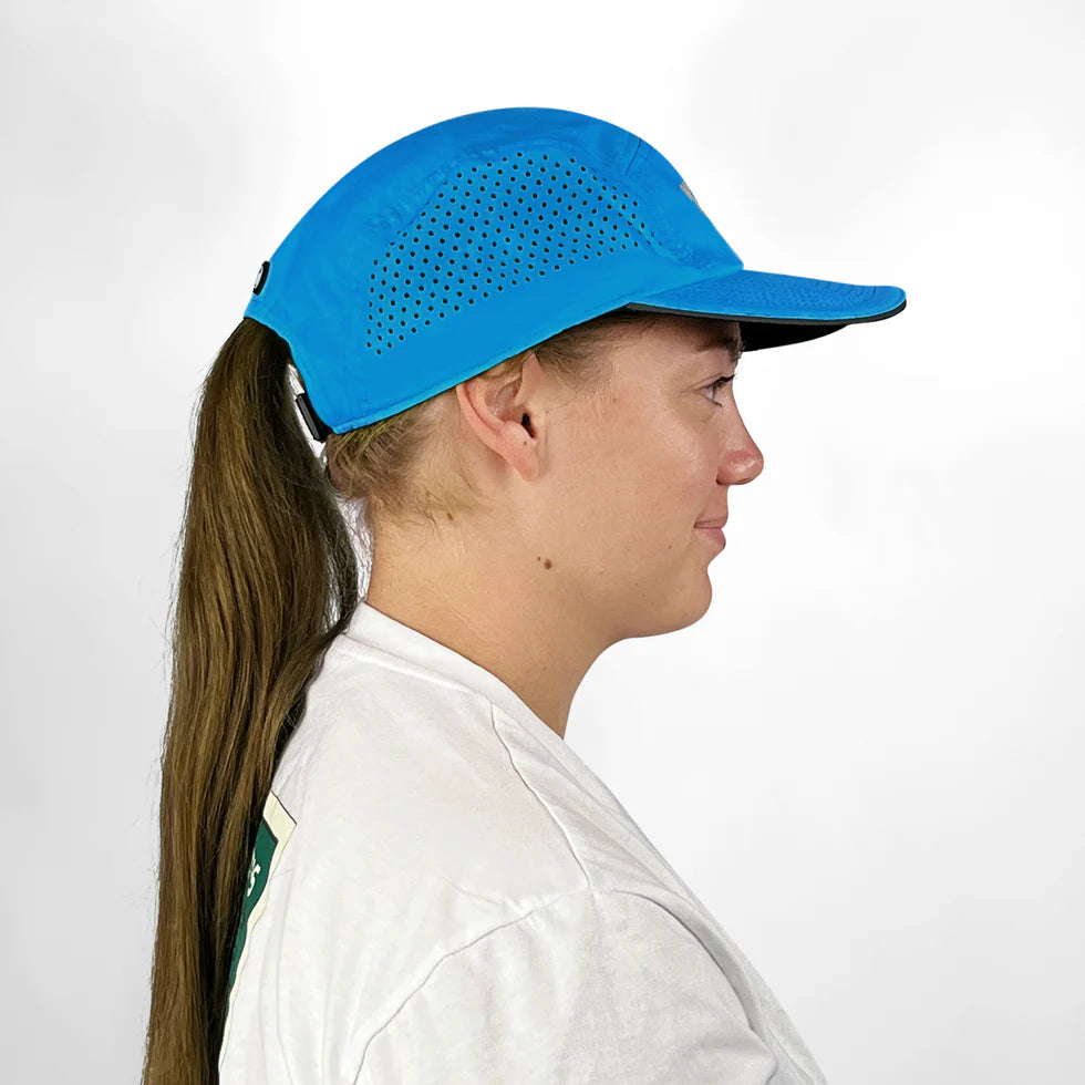 Casquette Ocean Active Cap bleue, casquette de sport respirante avec tissu perforé pour une meilleure ventilation.