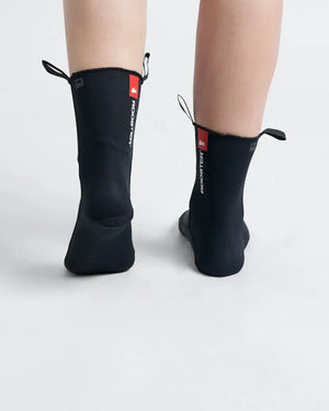 Chaussettes Hot Socks 0.5mm, chaussettes thermiques en néoprène pour activités nautiques en conditions froides.