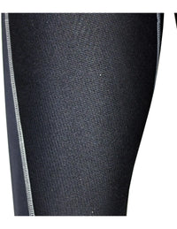 Détail de la combinaison long jane 3mm fille, tissu néoprène avec texture réfléchissante.