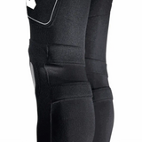 Combinaison PROTECT LONG JOHN MK2, zoom sur le tissu et renforts aux genoux pour un confort accru.