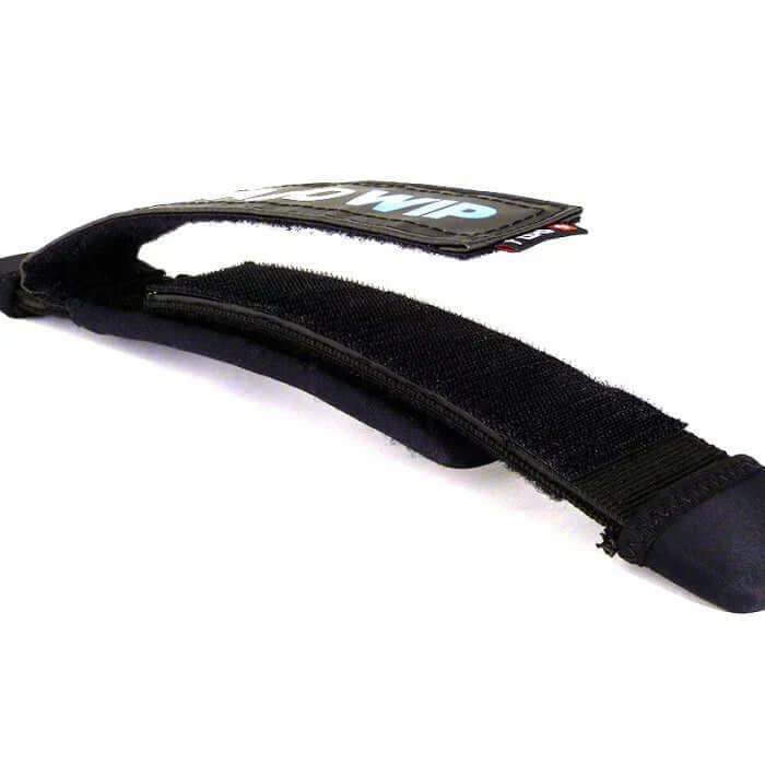 Footstraps réglables (paire) vue rapprochée montrant la construction rembourrée et ajustable.