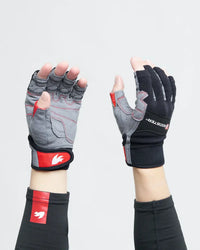 Gants mitaines Dura Pro 5 Glove de Rooster, affichant une conception ergonomique pour la voile.