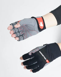 Gants mitaines Dura Pro 5 Glove de Rooster, adaptés pour le voile avec protection et maniabilité.