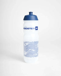 Gourde 750ml Rooster avec bouchon bleu, transparente pour surveiller le niveau d'eau.