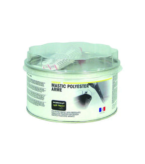 Mastic polyester armé pour réparations épaisses sur coques de bateaux, livré avec catalyseur.