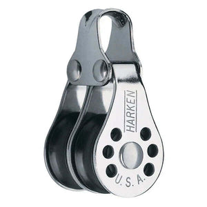 Poulie micro block double 22 mm Harken, poulie en acier inoxydable pour activités nautiques et réglages optimaux.
