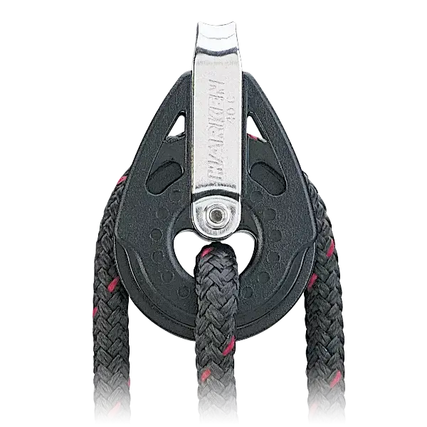 Poulie Carbo à anse 29 mm avec cordage noir, idéale pour des réglages sur voiliers modernes.