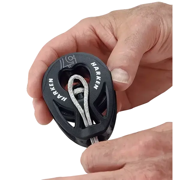 Poulie Carbo T2 loop 57 mm, conçue pour des réglages de chariots et palans avec un design léger et robuste.
