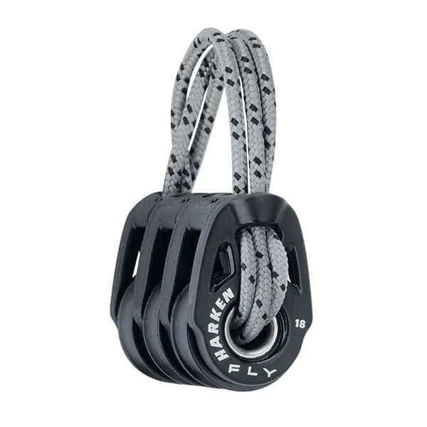 Poulie triple FLY 18 mm avec cordage noir et gris, conçue pour une maniabilité optimale et une haute résistance.