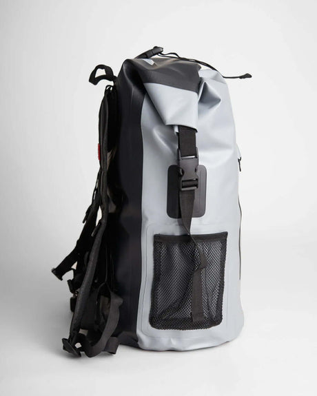 Sac à dos imperméable 35L de Rooster, en PVC mylar 500D, idéal pour les activités nautiques et urbaines.
