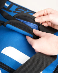 sac multifonction 60L étanche avec compartiment principal et fermeture éclair robuste