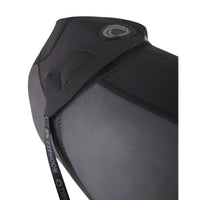 Shorty NEOPRENE Storm2.8 détail de la combinaison avec logo Typhoon et coutures plates.