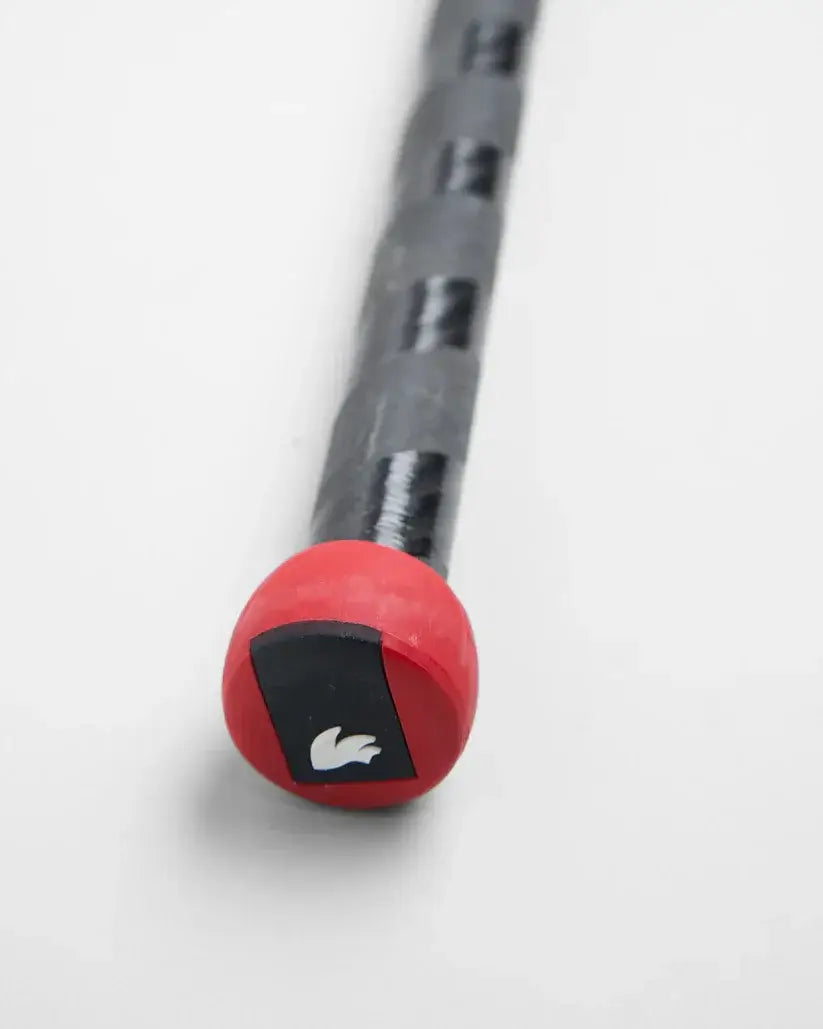 Stick carbone 1500mm à 2500mm avec un bouchon en caoutchouc rouge, conçu pour la performance en navigation.