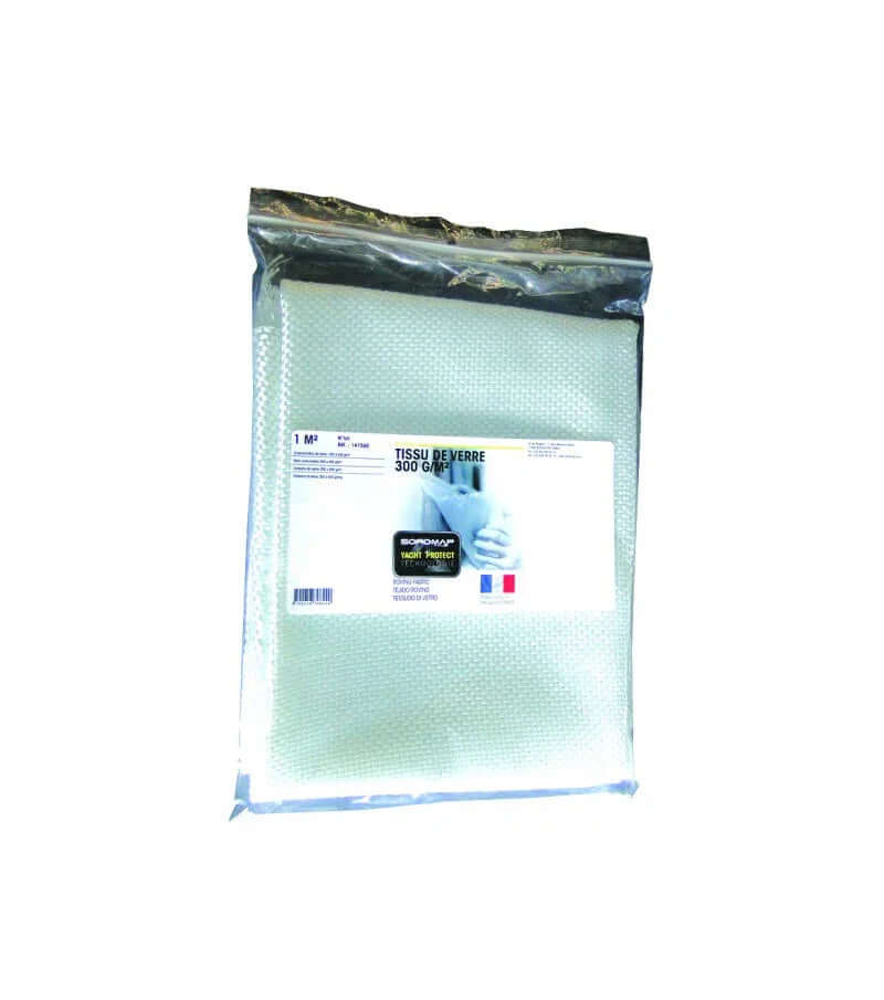 Tissu roving fibre de verre 300g/m2 dans un emballage transparent montrant le produit de près.