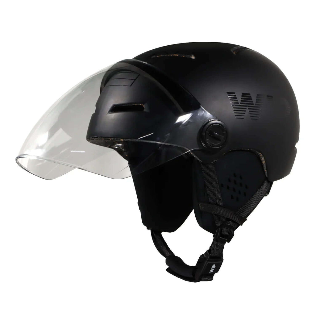 Visière intégrale pour casque X-OVER sur un casque noir avec visière transparente.